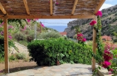 #03244, Ideal apartment almost in front of a secluded beach in Evia island.