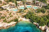 #03340, Seafront elegant villas in Sivota.